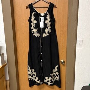 Black and Cream Sleeveless Dress